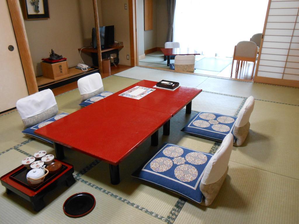 Ogawaya Izunokuni Quarto foto